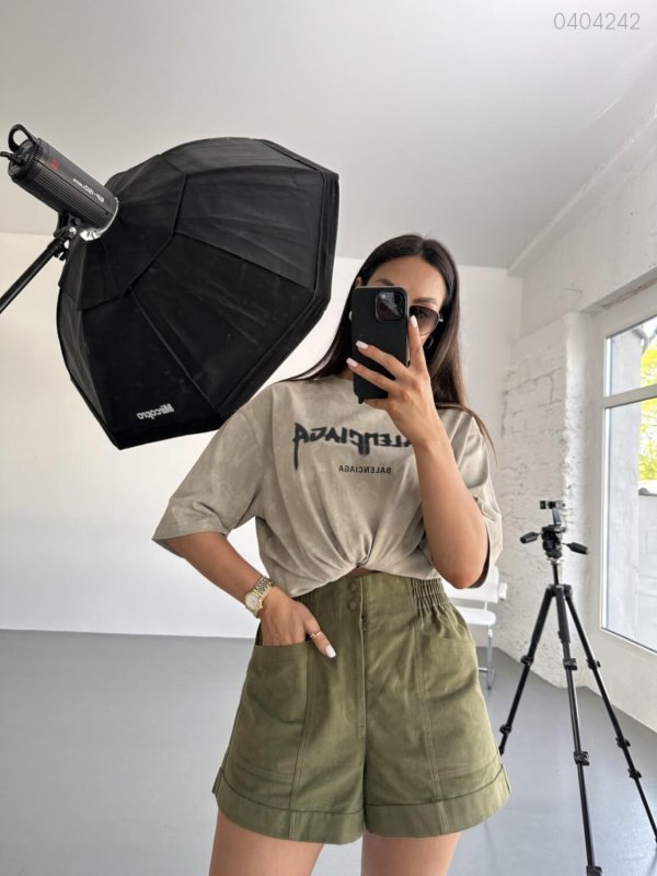 Шорти №2 кольору хакі з глибокими кишенями  фото 2 фото 3