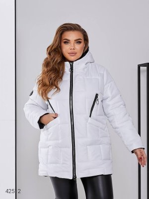 Жіноча стьобана куртка 42512 білий